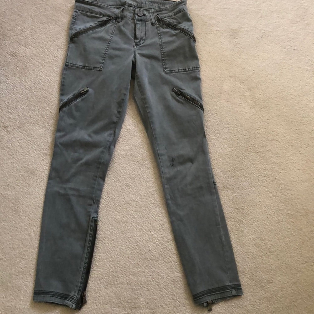 Blank NYC Womens 25 Zip Pocket Skinny Leg Zip Ankle High Rise Utility Moto Jeans - Picture 2 of 6